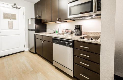 Laconia Hotel | TownePlace Suites by Marriott Gilford