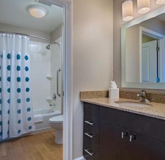 Terry Sanford Hotel | TownePlace Suites Fayetteville Cross Creek