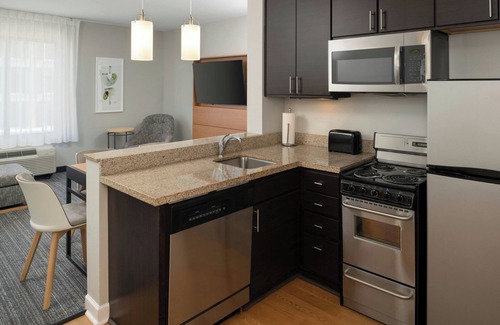 Ridgeland Hotel | TownePlace Suites Jackson Ridgeland/Township at Colony Park