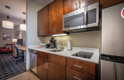 Harvey Hotel | TownePlace Suites New Orleans Harvey/West Bank