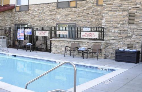 Redding Hotel | TownePlace Suites Redding