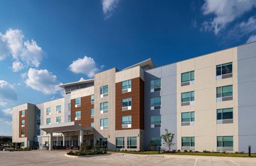 Forest Crest Hotel | TownePlace Suites San Antonio Northwest at The RIM