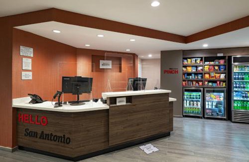 Forest Crest Hotel | TownePlace Suites San Antonio Northwest at The RIM