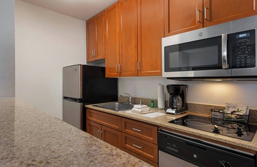 Rancho Cucamonga Hotel | TownePlace Suites by Marriott Ontario Airport