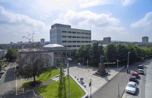 Paisley Apartment | Townhead Gallery Apartments, Nr Glasgow Int Airport