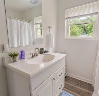 Grand Bay Apartment | Townhomes Near the Bay - #3