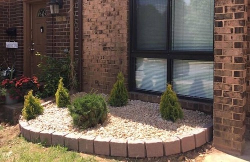 Greenbelt House | Townhouse, 2 bdrm, 2.5 bthrm, 2 qn bds/2 levls