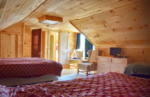 Richfield Springs House | Townhouse Hotel
