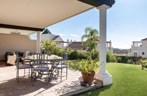 New Golden Mile Cottage | Townhouse in Paraiso