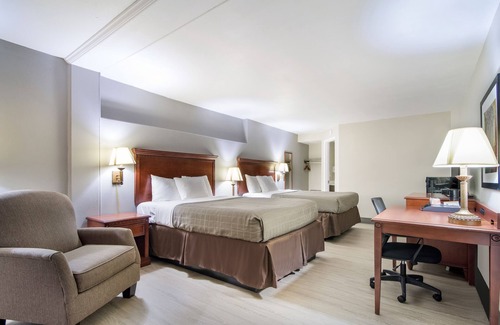 High Point Hotel | Townhouse Inn