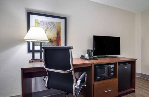 High Point Hotel | Townhouse Inn
