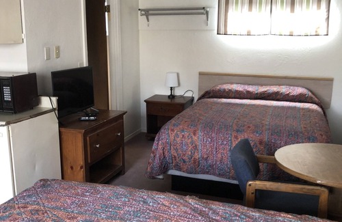Outlook Hotel | Townhouse Motel