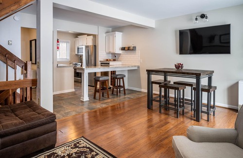 Naples House | Townhouse Near Finger Lakes, Attractions, 3 BR