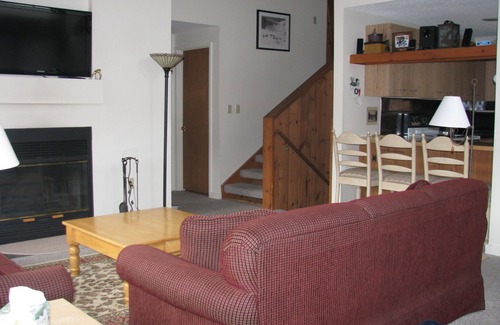 Lincoln House | Townhouse Rental at Village of Loon Resort