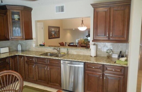 Siesta Key Condo | Townhouse with Garage - Across from Siesta Key Beach!