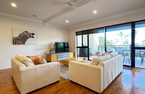 North Ward Apartment | Townsville Beachfront Apartment on the Strand - 2