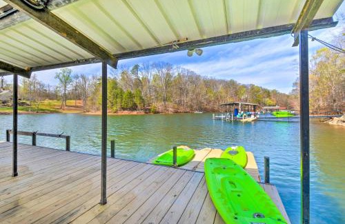 Townville House | Townville Lake House with Private Dock, Kayaks!