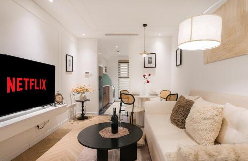 Hang Bai Apartment | Tplace Apartel w Lift near HoanKiem Lake