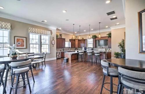 Durham House | TPV - Palazzo Di Amore - BRAND NEW - Luxury Living