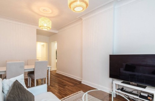 Epinettes Apartment | Très bel Appartement Idéalement Situé à Paris