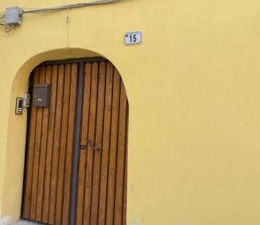 Fondi Apartment | Tra mura e vicoli - Alloggio turistico
