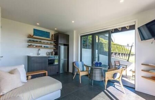 Surfdale Apartment | Tradewinds Apartment has some of the best views on Waiheke Island.
