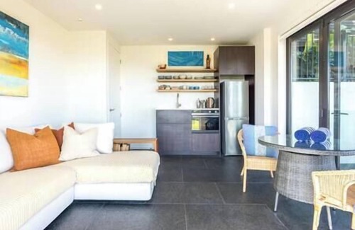 Surfdale Apartment | Tradewinds Apartment has some of the best views on Waiheke Island.