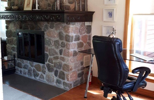 Saint-Sauveur Ski Chalet | Tradition And Modernity. Wood & Stone. In Private Wooded Park.