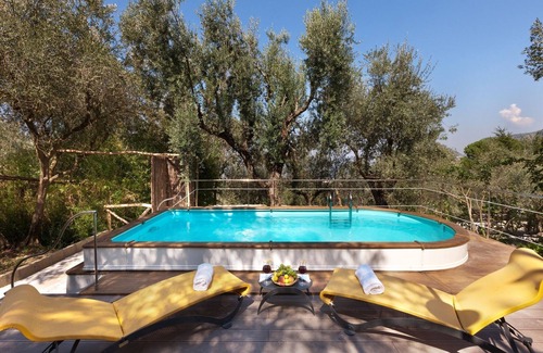 San Pietro Villa | Traditional holiday home for up to 4 people with private pool near Sorrento