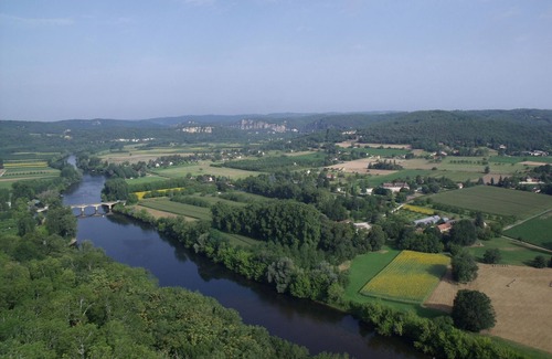 Castels et Bezenac Cottage | Traditional house of the Perigord Noir, Dordogne valley, large park