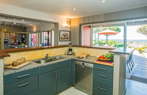 Bonifacio House | Traditional house with pool close to the beach