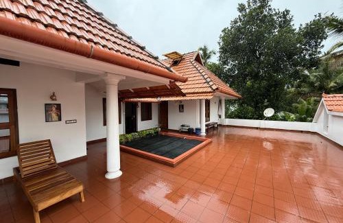 Perumbavoor House | Traditional Kerala Heaven in Ernakukam - Kaippilly Tharvadu