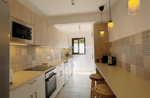 Cala en Porter Villa | Traditional Spanish Villa with Private Pool, Air-con,and Wifi