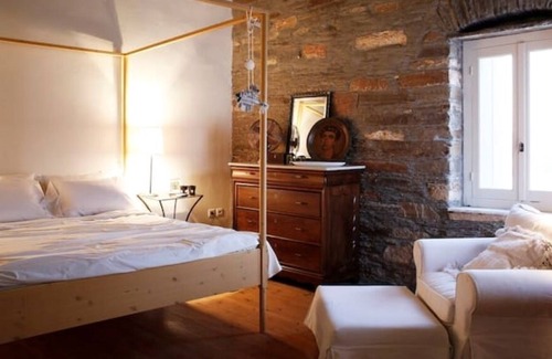 Panormos House | Traditional stone house