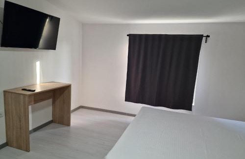 Venus Apartment | Traflor Termhouse Grayscale