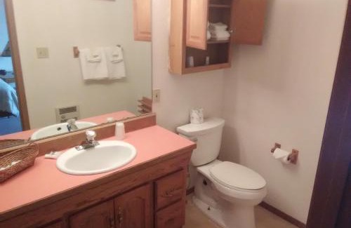 Kellogg Hotel | Trail Motel