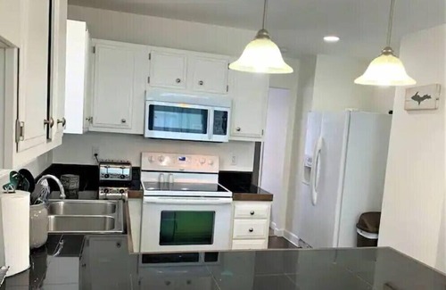 Ironwood House | Trail Riders Haven- Only 1 Block from TONS of Adventurous Trails! Huge Garage!