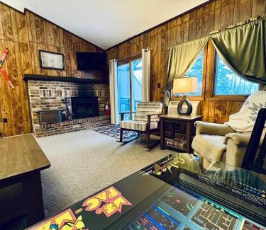 Bessemer Villa | Trail Side Access Retreat I Alpen Villas at Powderhorn Mountain