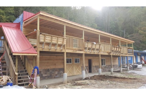Toler House | Trailblazers Outfitters is the place stay for single Trac riding on HM or Ky.
