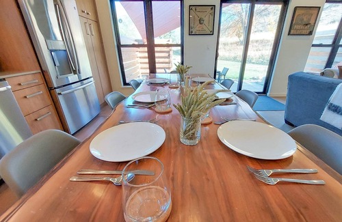 Winthrop House | Trails End A - 3 bedroom modern Winthrop townhome