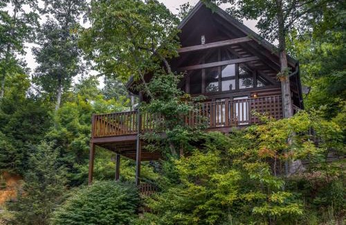 Black Bear Falls House | Trails End