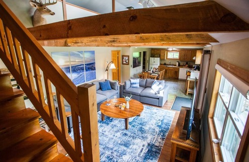 Pittsburg House | Trailside Lodge- Trail Access w/Game Table-New AC