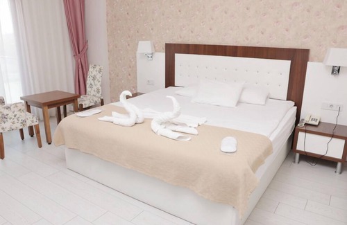 Efeler Hotel | Tralles Hotel