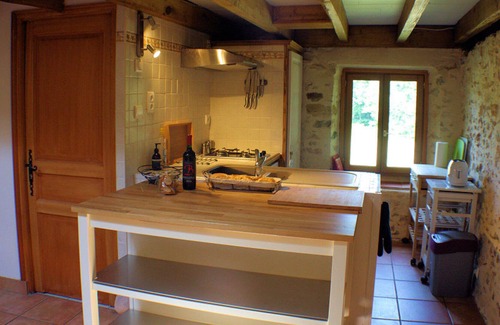 Villefranche-du-Perigord Cottage | Tranquil, spacious Gite & Apartment for couples to relax and recharge.