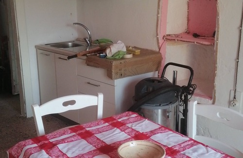 Badolato Apartment | Tranquil 1-bedroom apartment in enchanting Badolato,