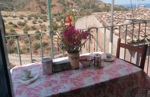 Badolato Apartment | Tranquil 1-bedroom apartment in enchanting Badolato,