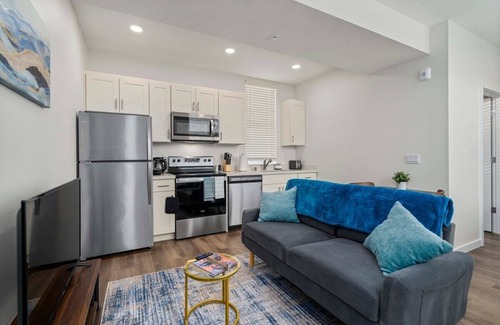 South Tacoma Apartment | Tranquil 1BR/1BA Apartment near TCC