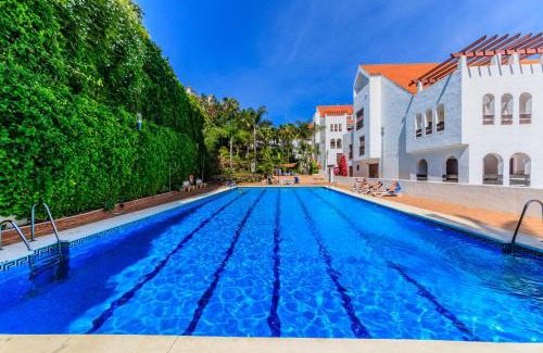 Nueva Andalucia Apartment | Tranquil 2 BDRM Peaceful Apt w/2 Pools