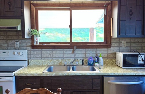 South Connellsville House | Tranquil 2-bedroom house with WiFi in Connellsville