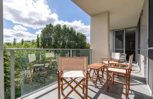 City East Apartment | Tranquil 2BR APT - Glebe Park View - Hosted by CanStay